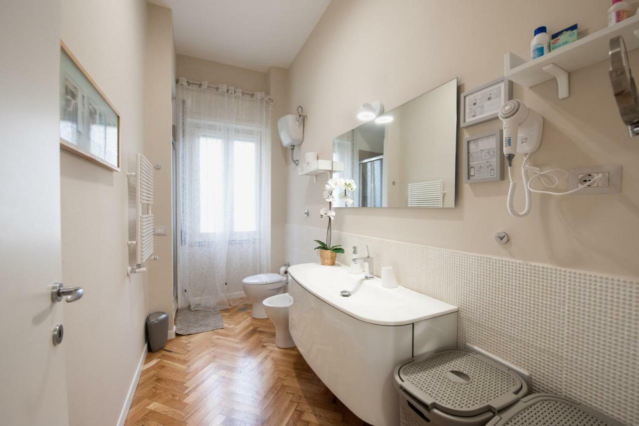 Grandapartments Via Merliani Napoli Eksteriør billede