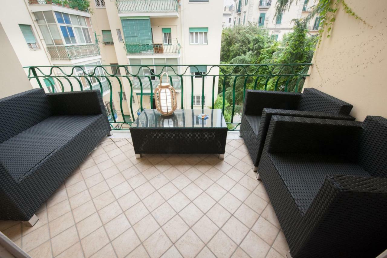 Grandapartments Via Merliani Napoli Eksteriør billede