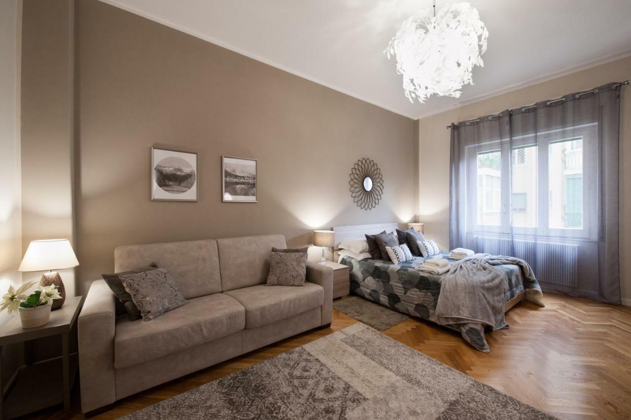 Grandapartments Via Merliani Napoli Eksteriør billede